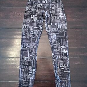 Women’s LuLulemon athletica Graphic Print Leggings in Black and Gray